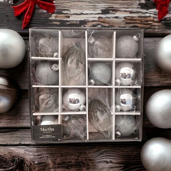 14 Martha Stewart Silver Glass Ornament Set Christmas Beaded Glittery Bedford. - Picture 13 of 16